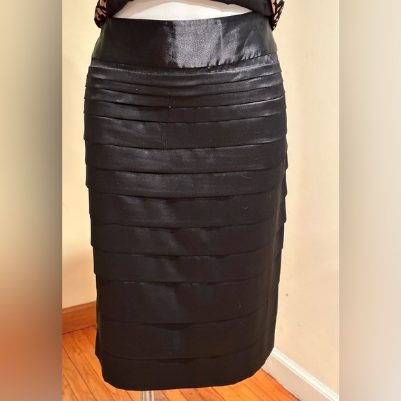 Dalia collection Beautiful Elegant Black Ruffled midi Skirt Zip On Side … - Picture 3 of 12